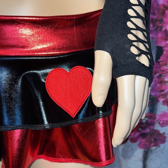 Queen of Hearts Rave mini skirt - Picture 9 of 14